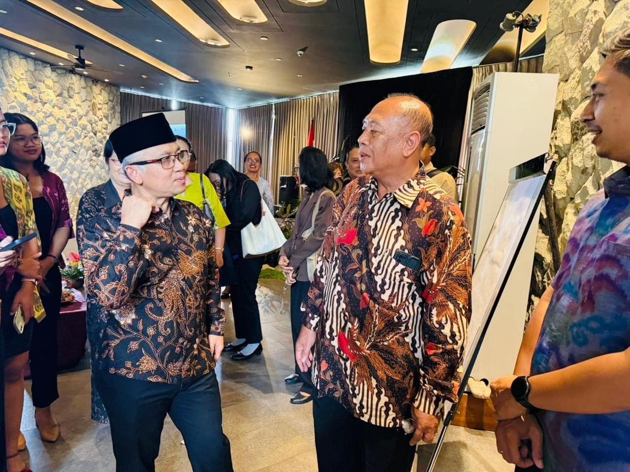 Sinergi Emas! Direktur Pansophia Diskusi Strategis dengan Wamendikdasmen RI di Bali